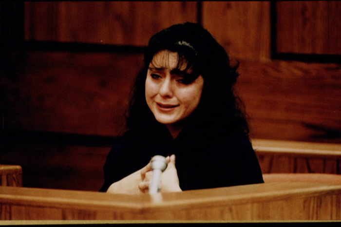 Лорена Боббит в суде.
