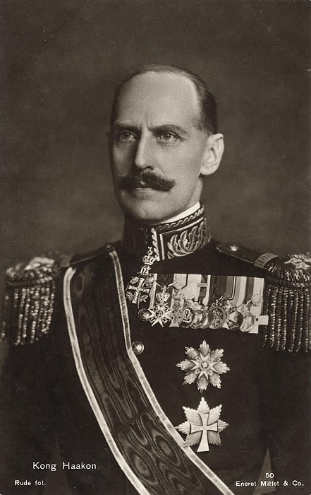 Король Хокон поступил, с точки зрения немцев, не в стиле арийского братства.