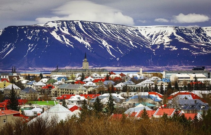 Исландия: самая традиционная и самая прогрессивная страна Европы. Как ей это удаётся?