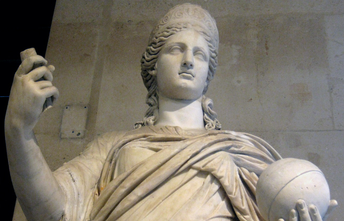 Богиня Юнона покровительствовала браку и деторождению, по поверьям древних римлян
