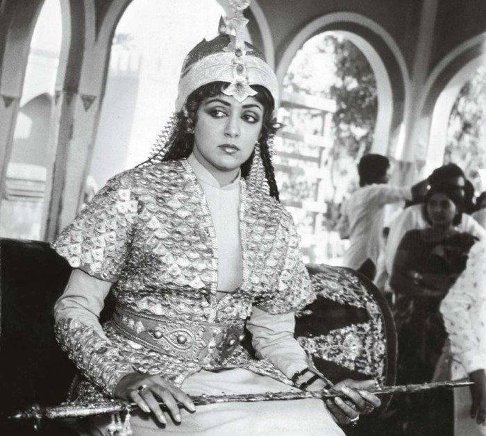 Звезда индийского кино Хема Малини на съёмках фильма о Разие Султан