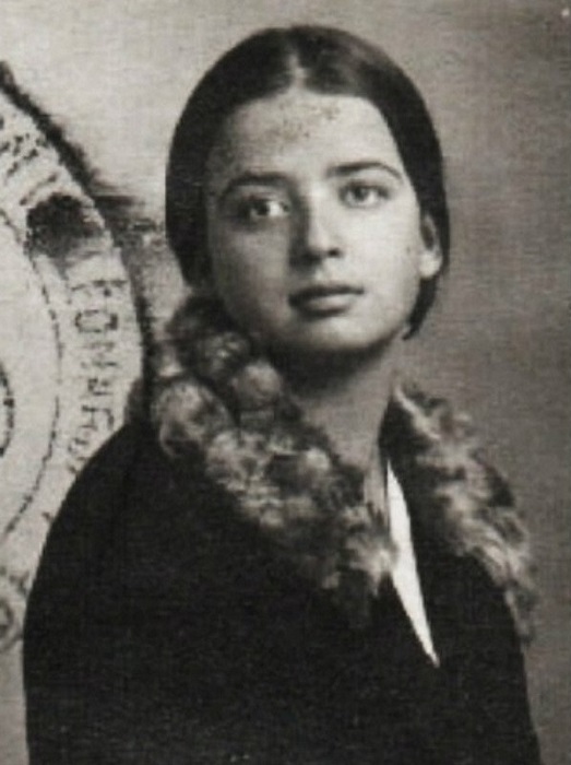 Гаяна Кузьмина-Караваева, старшая дочь Елизаветы Юрьевны.