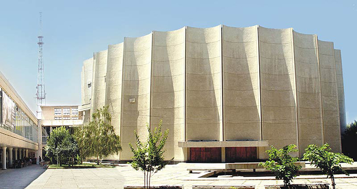 Дворец искусств (Дворец Кино) в Ташкенте.