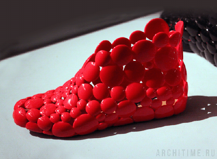 Резиновые ботинки, созданные Гаэтано Пеше. Не подходят для дождливой погоды.