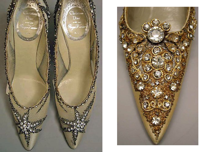 Богато украшенные туфли для Dior.
