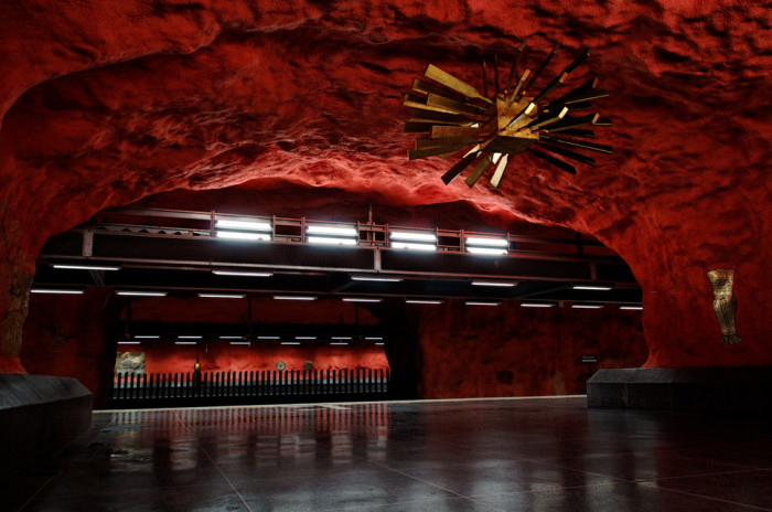 Станция метро в Швеции. /Фото:designerdreamhomes.ru