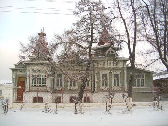В Гороховце есть и другие интересные здания. Например, дом Морозова. /Фото:kuba.livejournal.com 