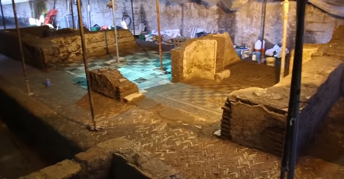 Древний дом римского военачальника. /Кадр из видеосюжета Rusty's Archaeology Zone на youtube
