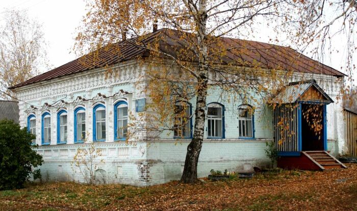 Симпатичный дом конца позапрошлого века. /Фото:hautiev-sh.livejournal.com