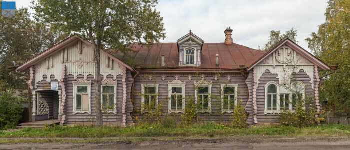 Дом Поздыниных довольно протяжённый. /Фото: Алексей Шаповалов