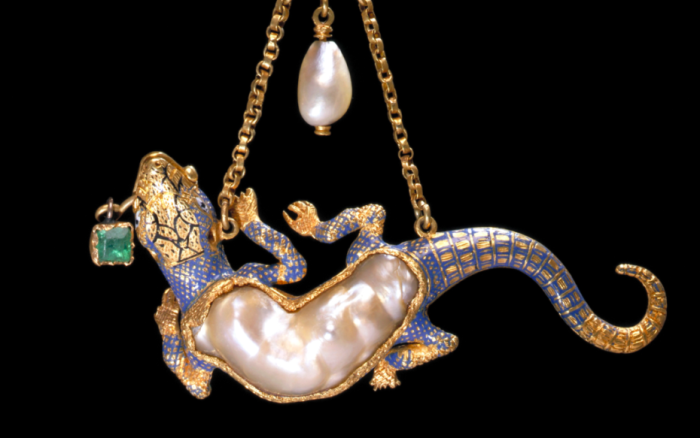 Кулон в виде саламандры, эмалированный золотой набор с жемчугом и изумрудом, Западная Европа, конец XVI века.