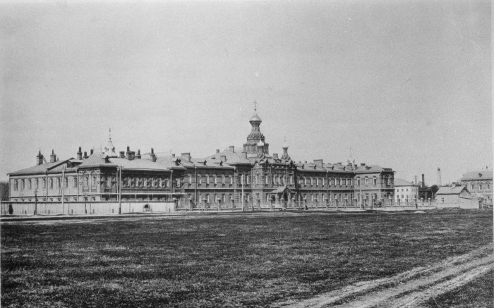  Большница, построенная Бахрушиными в Сокольниках. 1888 год. /Фото:pastvu.com 