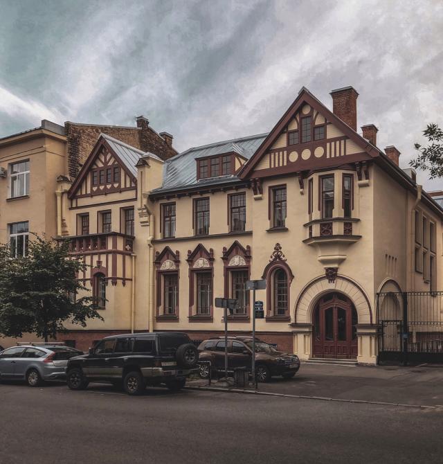 Дом Франка в XX веке выглядит так. .Фото:citywalls.ru