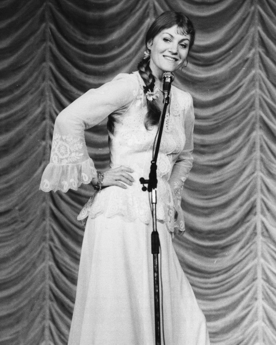 В том же 1967 году участие в фестивале приняла польская певица Анна Герман. В Советском Союзе в то время это не афишировалось.