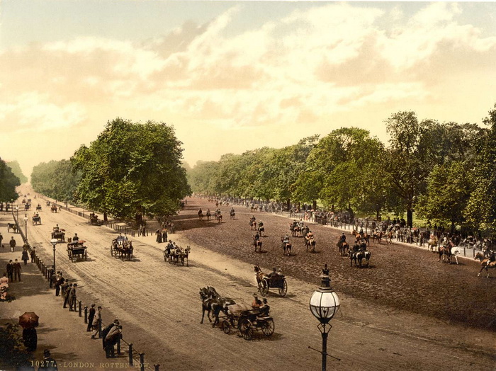 Наполеон III был вдохновлен парками английской столицы, прежде всего, лондонским Гайд-парком