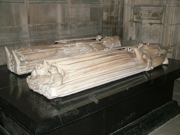 Надгробия Изабеллы Баварской и Карла VI в Сен-Дени