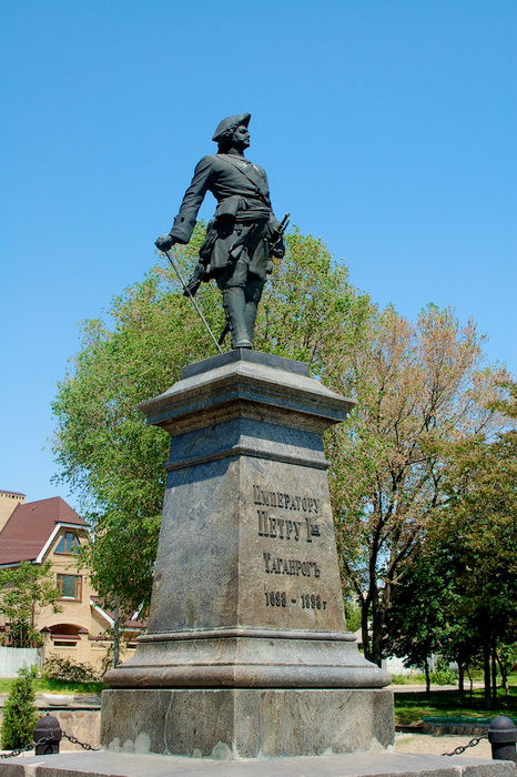 Статуя Петра I в Таганроге