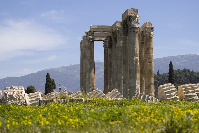 Развалины храма в Афинах