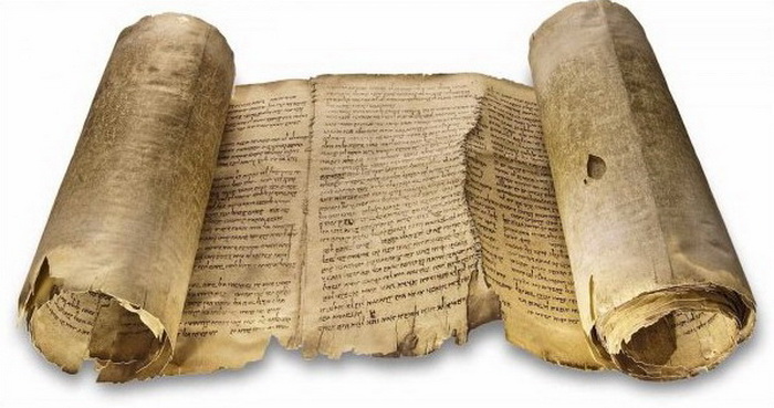 Древнегреческие книги выглядели как свитки из склеенных листов папируса 