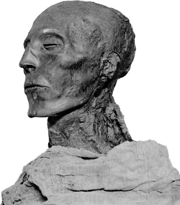 До настоящего времени сохранилась мумия Сети I, вдохновившая своим обликом целый ряд кинорежиссеров