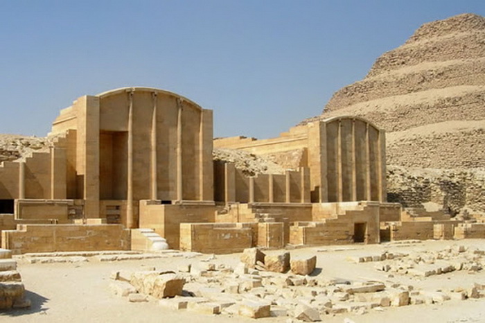 Некрополь Саккара неподалеку от древней столицы Египта - Мемфиса