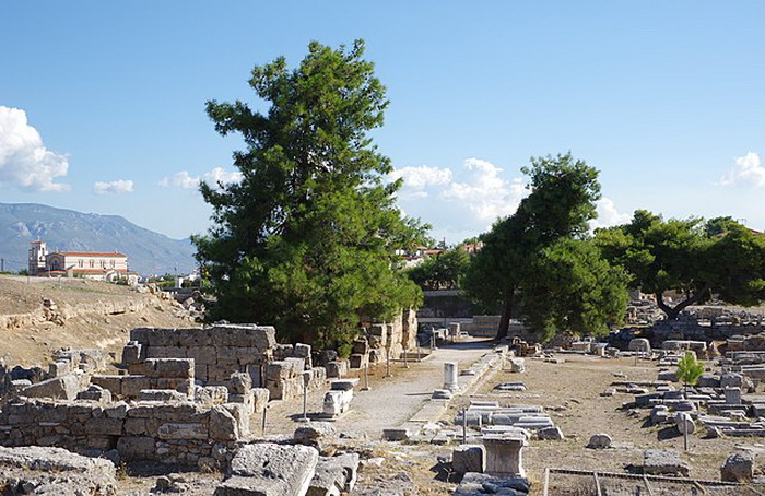 Руины агоры в Коринфе