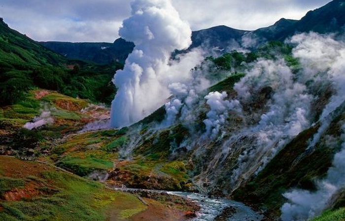 Долина гейзеров на Камчатке. Источник: pinterest.com