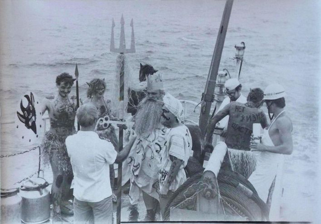 Праздник Нептуна на советском сухогрузе «Тойво Антикайнен» в 1986 году, в роли Нептуна - третий помощник капитана