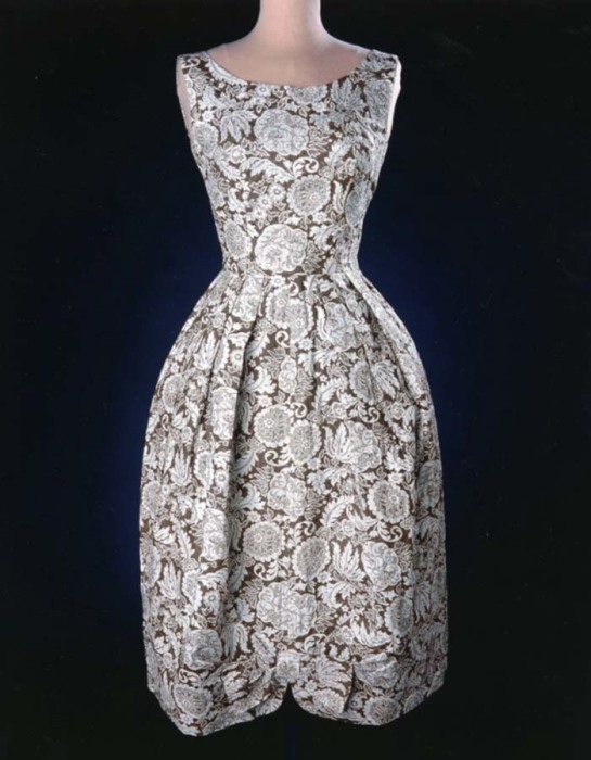 Платье, сшитое из мешка для конкурса кройки и шитья (Канзас, 1930-е гг)