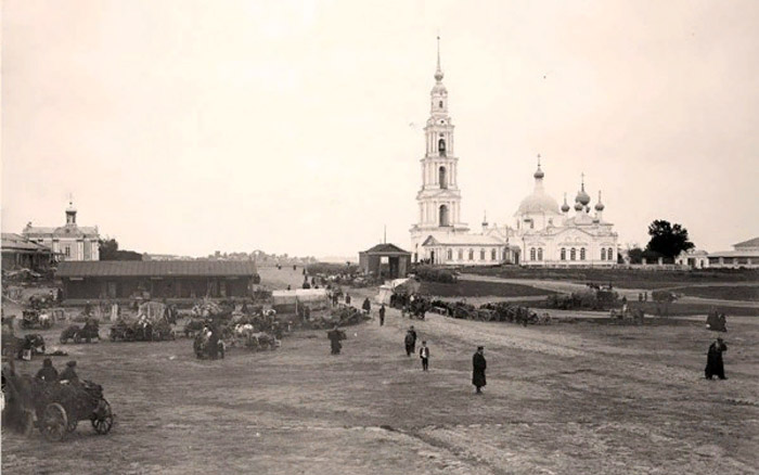 Никольский собор с колокольней в селе Крохино в 1903 году