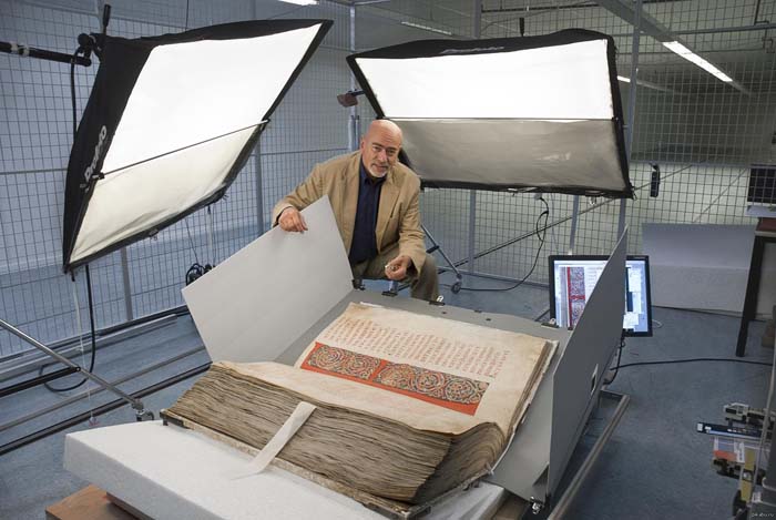 Codex Gigas 1230 года – уникальный рукописный манускрипт 