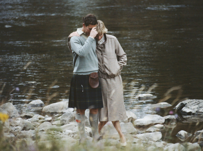 Чарльз и Диана во время медового месяца в Балморале, Шотландия, 19 августа 1981 года