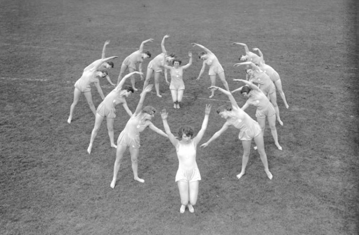Ганновер, занятие женской школы гимнастики Logis, июнь 1929 года