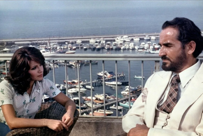 «Запах женщины» 1974 года, в главных ролях Витторио Гассман и Агостина Белли