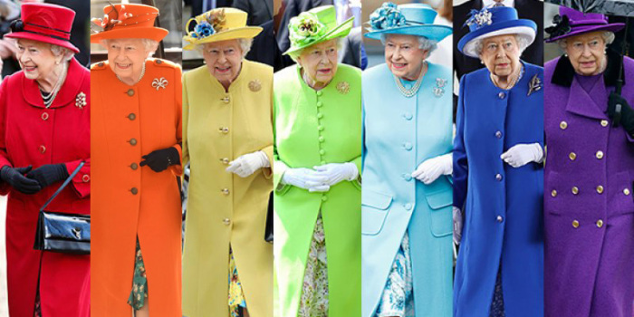 Яркие цвета – еще одна «изюминка» нарядов королевы