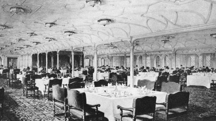 Обеденный зал 1 класса на Титанике