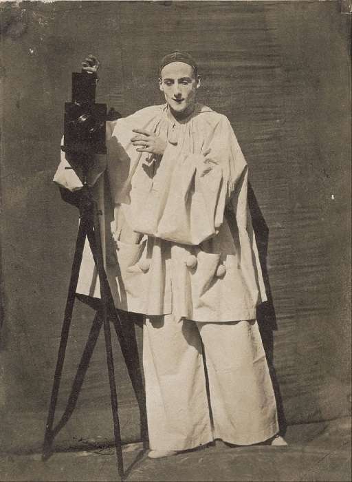 Надар. Фотография из серии Экспрессии Пьеро, 1854, Музей Орсе