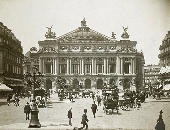 Здание Парижской оперы, фотография XIX века
