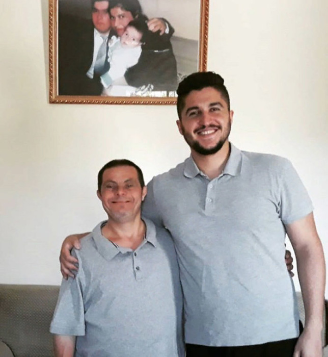 Садер Исса и его отец 