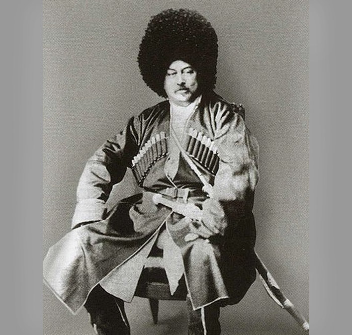 Александр Дюма в кавказском национальном костюме, 1859 год