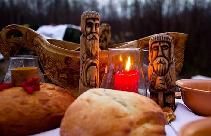 Старинный славянский праздник связан с культом предков и сменой времен года