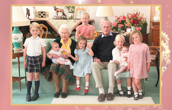 Елизавета II и принц Филипп с правнуками.