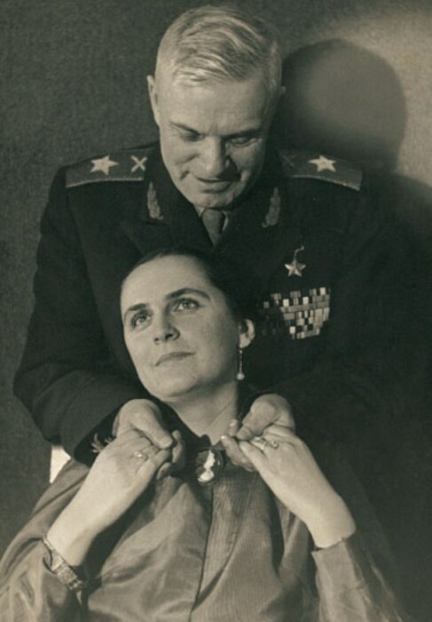 Василий и Светлана Казаковы. / Фото: www.marshalkazakov.ru