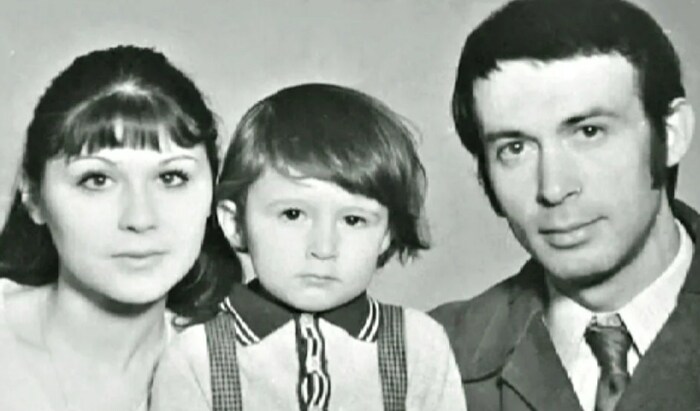 Галина Веневитинова с мужем и сыном. / Фото: www.yandex.net