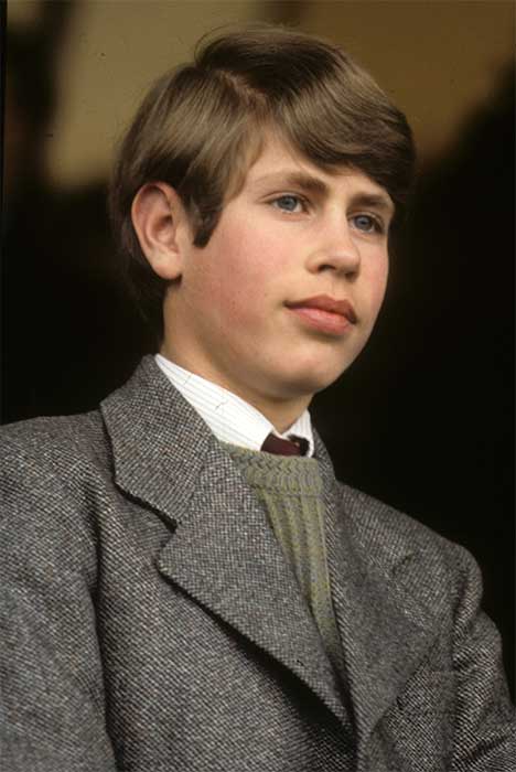 Принц Эдвард в детстве. / Фото: www.hellomagazine.com