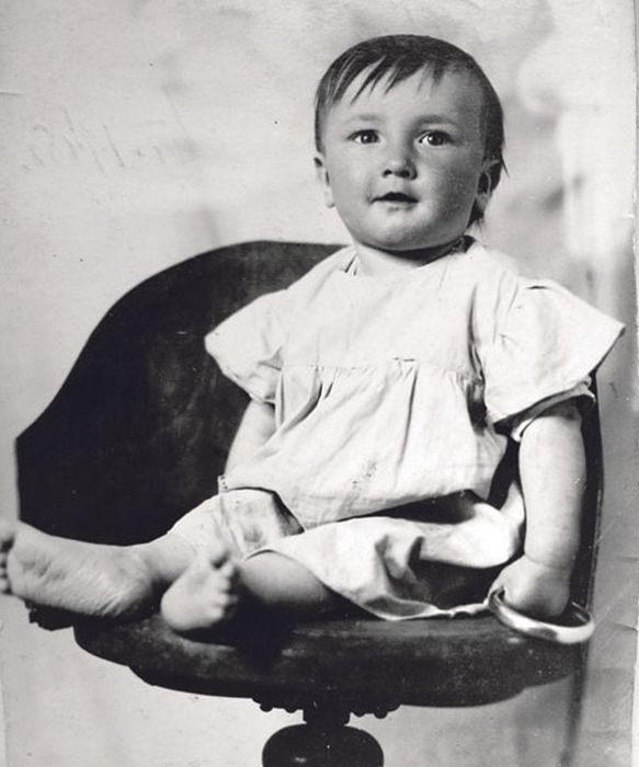 Борис Клюев в детстве. / Фото: www.meetace.com