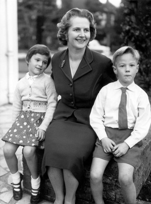Маргарет Тэтчер с детьми. / Фото: www.historynotes.info
