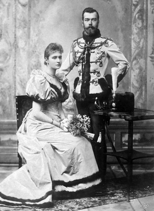 Николай II и Александра Федоровна. / Фото: www.pinimg.com