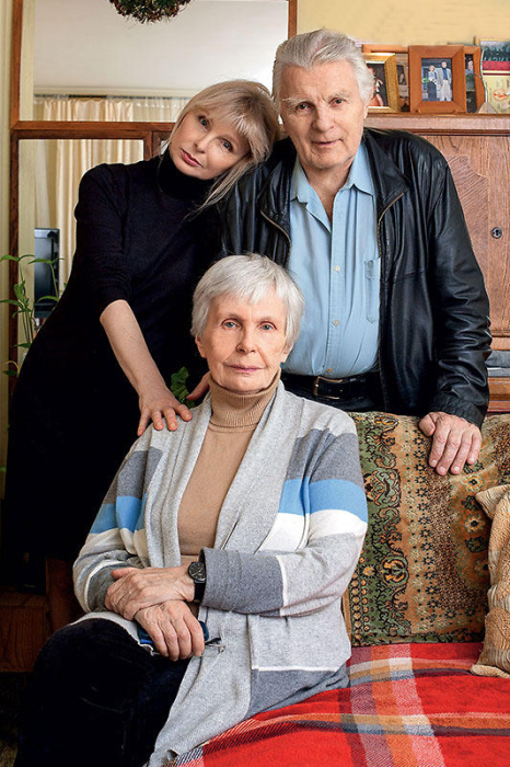 Татьяна Назарова с родителями. / Фото: www.7days.ru