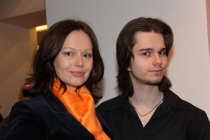 Ирина Безрукова с сыном. / Фото: www.mamsy.ru